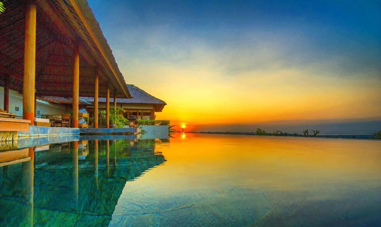 The Longhouse, Jimbaran - Bali Hotel Exterior photo